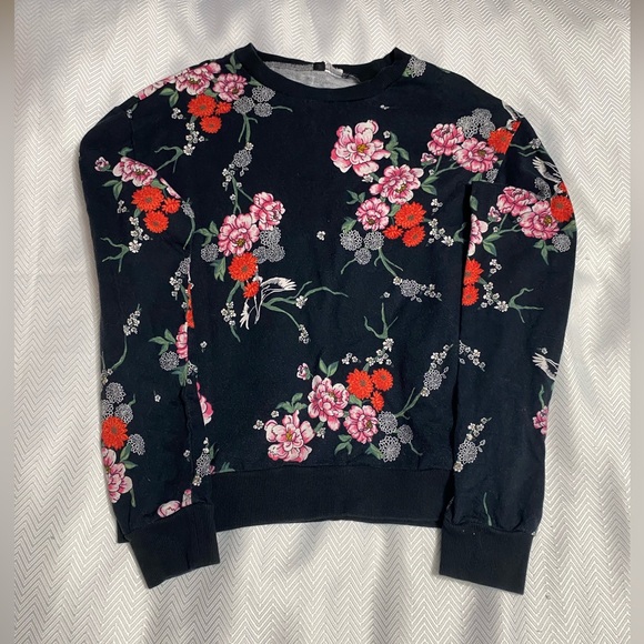 H&M Tops - Floral Long Sleeve